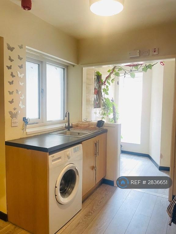 Studio flat in Leiceseter, Leicestershire, LE3 (#2836651)