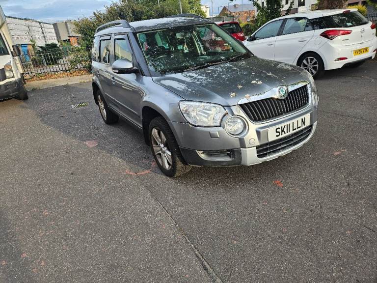Skoda, YETI, Hatchback, 2011, Semi-Auto, 1197 (cc), 5 doors