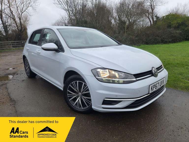 2017 Volkswagen Golf 1.0 TSI 110 SE [Nav] 5dr HATCHBACK PETROL Manual