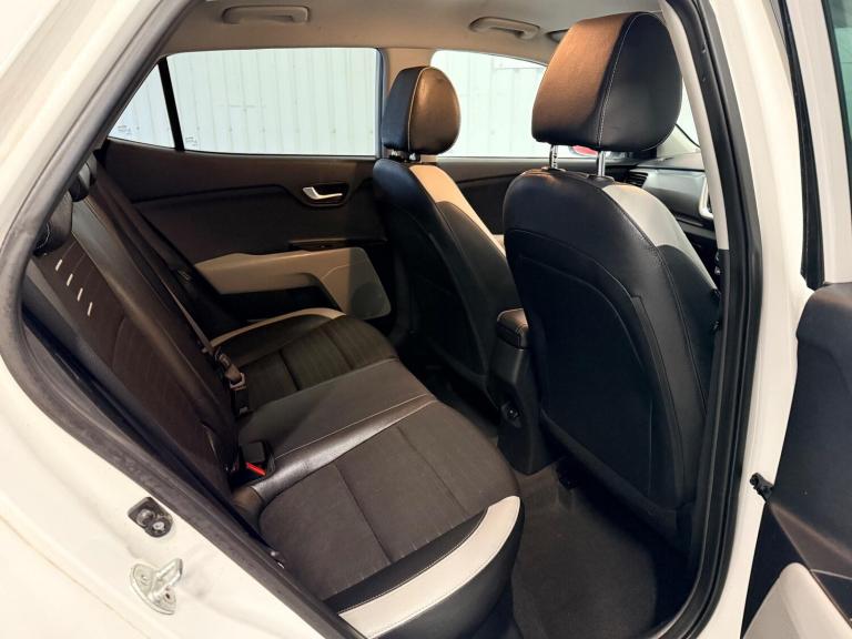 2018 Kia Stonic 1.0 T-GDi First Edition Euro 6 (s/s) 5dr HATCHBACK Petrol Manual