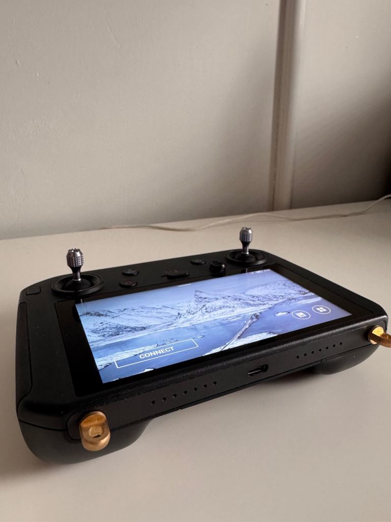 DJI RM500 Smart Controller Like New 