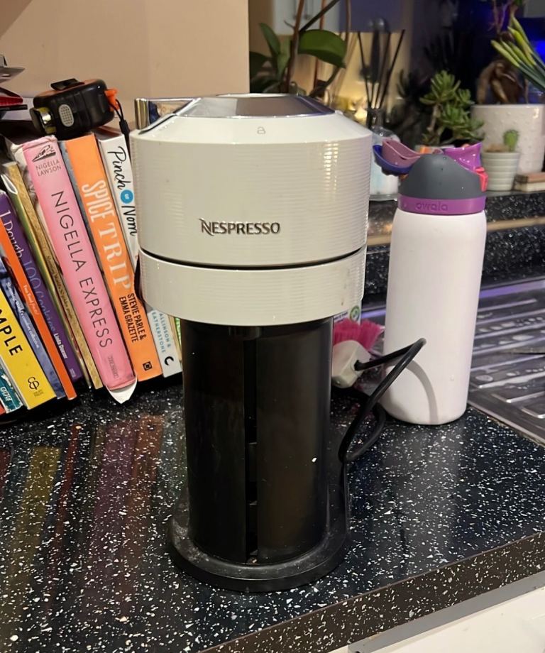 Nespresso vertuo coffee machine 