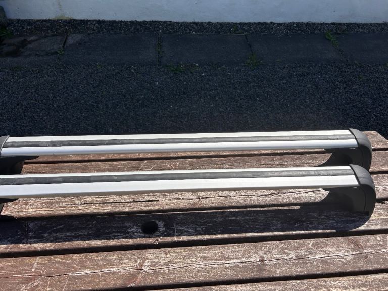 Genuine Renault locking roof bars for Kadjar