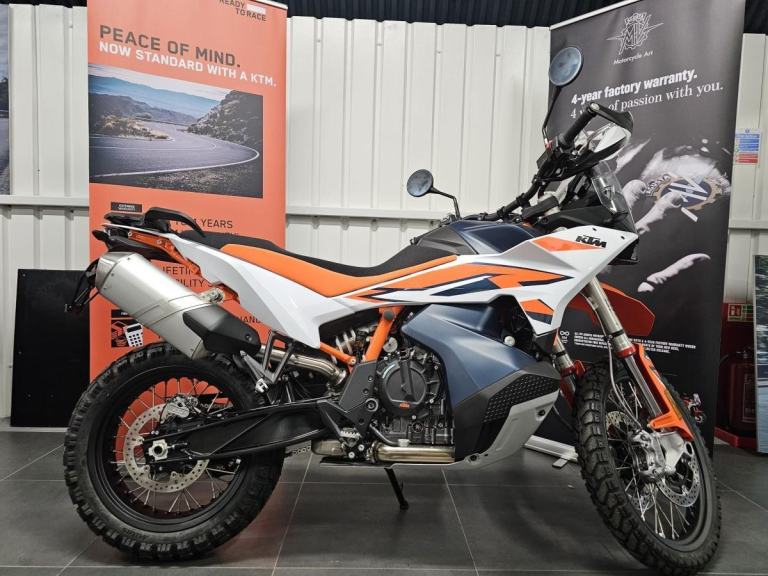 KTM 890 Adventure R