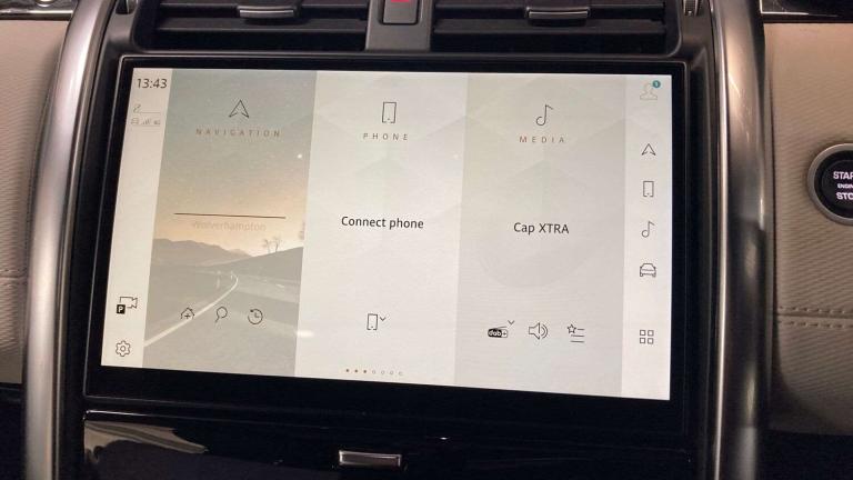 2022 Land Rover Discovery 3.0 D300 R-Dynamic HSE 5dr Auto SUV Diesel Automatic