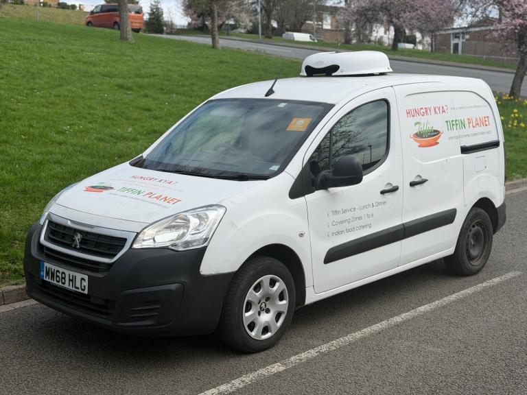 2018 Peugeot Partner 850 1.6 BlueHDi 100 Professional Van [non SS] PANEL VAN Diesel Manual