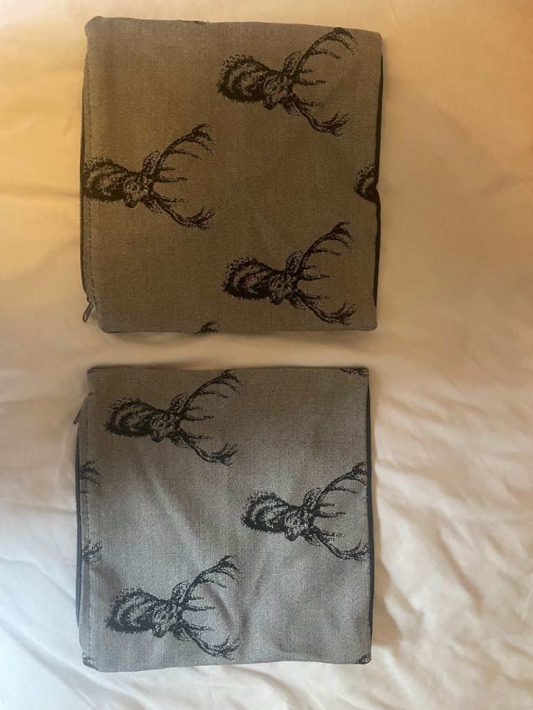2 Christmas pillowcases 
