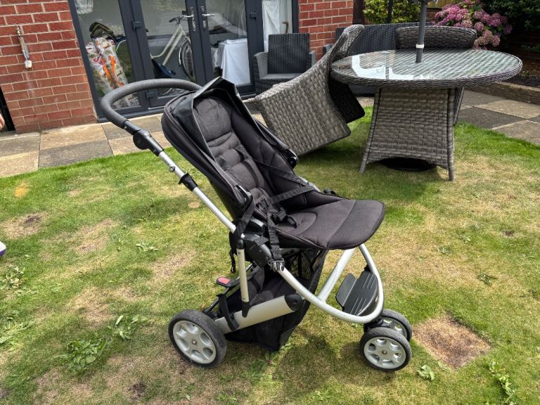 Mamas & Papas 2 in 1 stroller