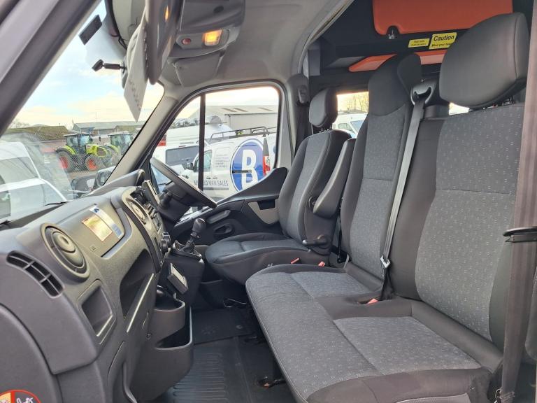 VAUXHALL MOVANO 2.3 CDTi 3500 White Manual Diesel 2018