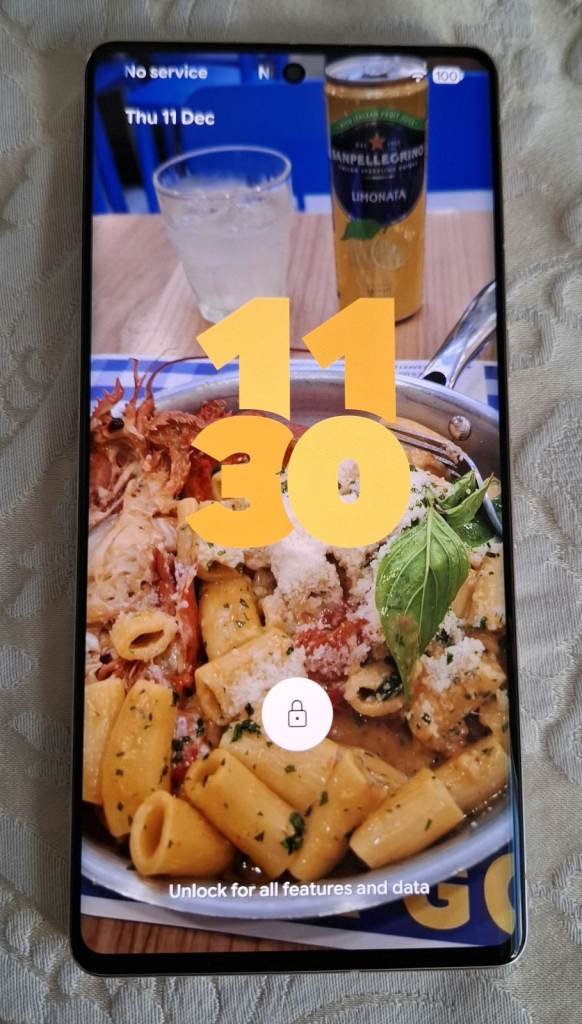 image for Google Pixel 7 Pro 128GB - Unlocked Smartphone Dual SIM