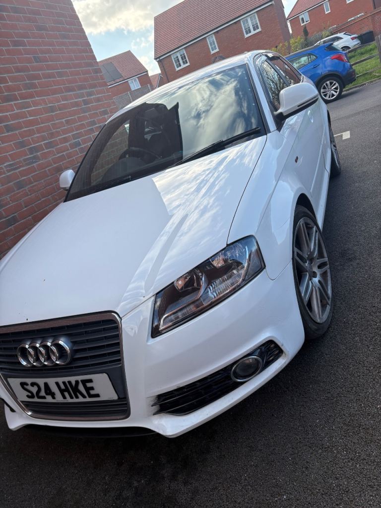 Audi A3 S Line automatic/semi-auto