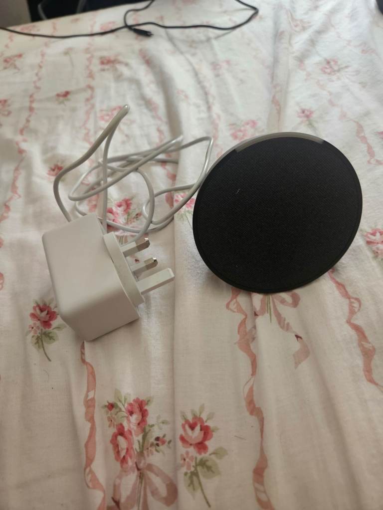 An Amazon Echo Dot (3rd Gen) smart speaker in good working condition