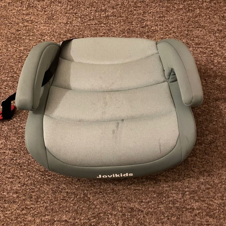 JoviKids Car Seat Booster -- FREE