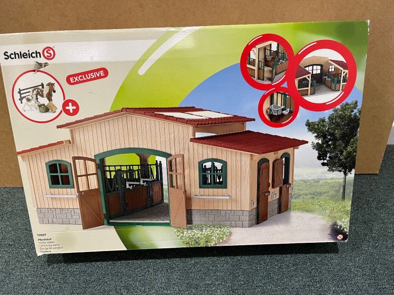 Schleich horse stable 72069 