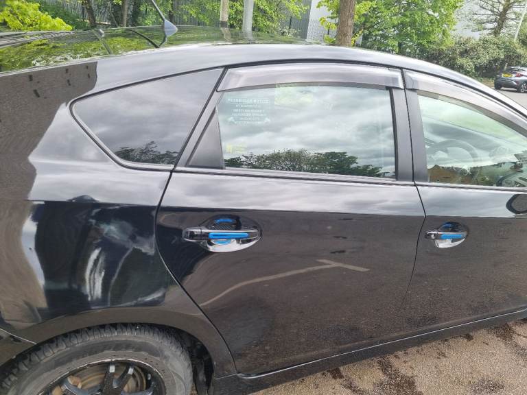 Toyota, PRIUS T4 VVT-I CVT, 2015, 1797 (cc)