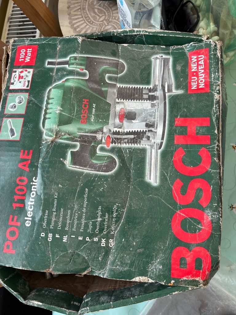 Bosch POF 1100 AE Electronic Router – Good Condition