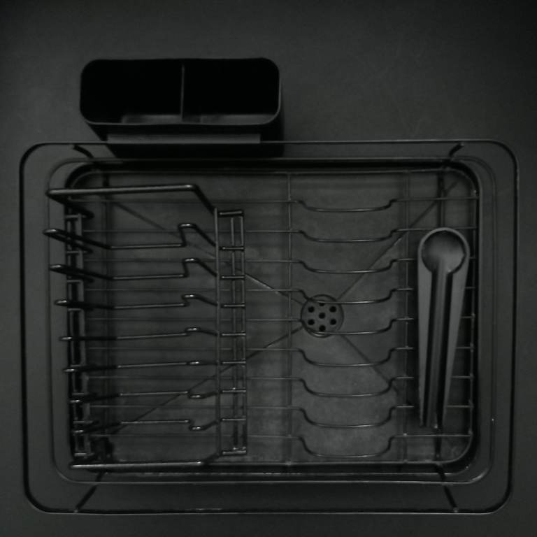 TABLEWARE DRAINING DRIP TRAY RACK