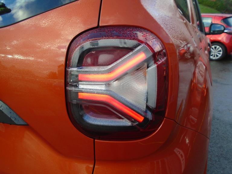 2022 Dacia Duster 1.0 TCe 90 Comfort 5dr HATCHBACK PETROL Manual