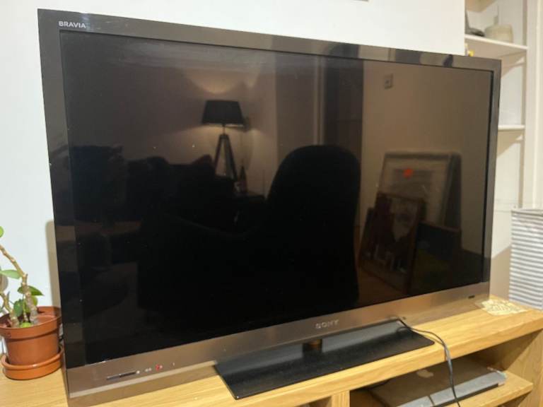 Sony Bravia KDL-40HX723 40" 3D 1080p HD