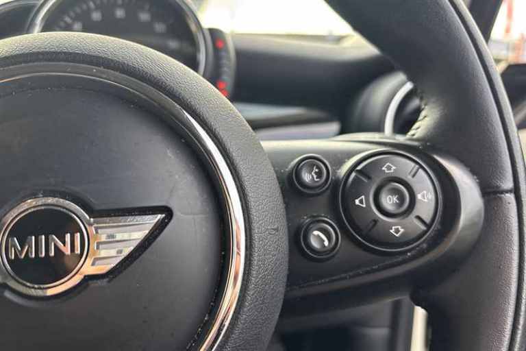 2017 MINI Hatch 2.0 Cooper S Hatchback 3dr Petrol Manual Euro 6 (s/s) (192 ps) Hatchback Petrol M...