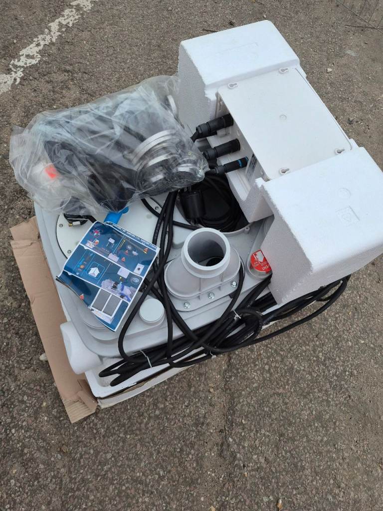 Macerator for sanitation systems 