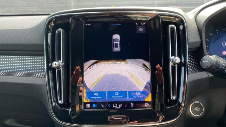 2025 Volvo XC40 2.0 B3P Plus Dark 5dr Auto Petrol Estate Estate Petrol Automatic