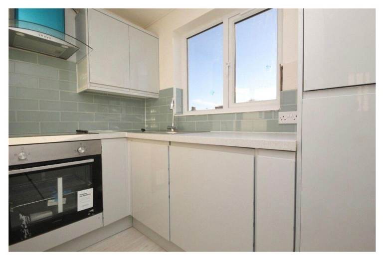 2ND FLOOR, SPLIT LEVEL STUDIO FLAT 