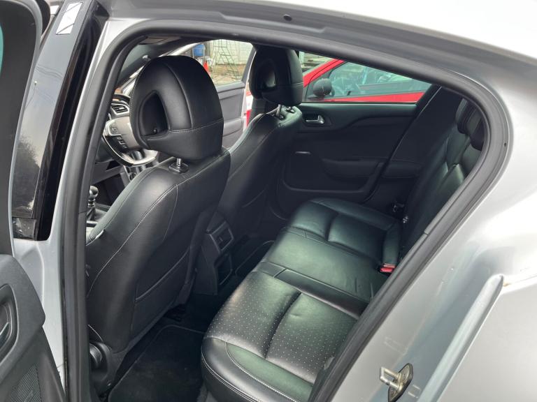 2011 Citroen DS4 1.6 THP 16V 200 DSport 5dr HATCHBACK Petrol Manual