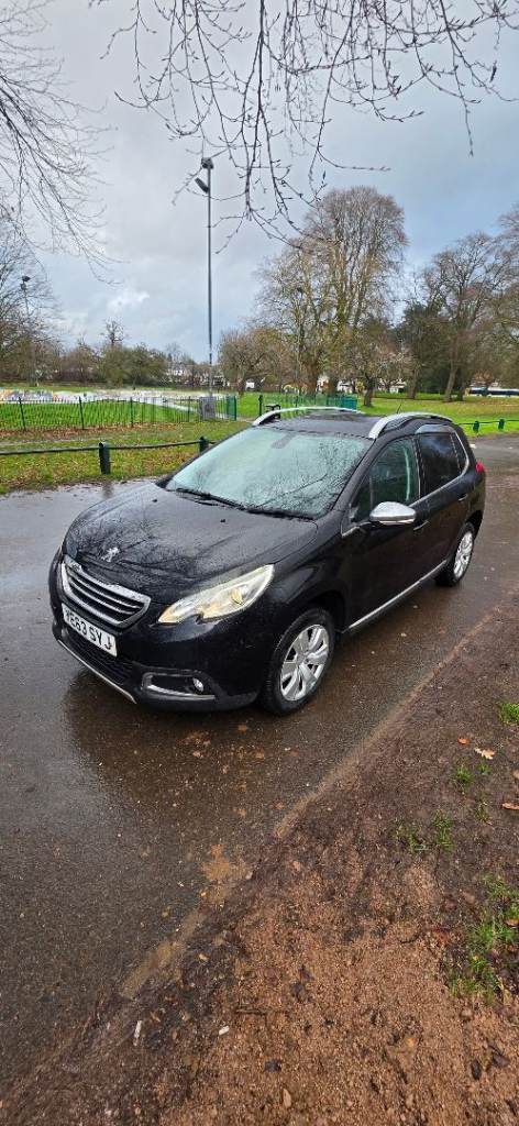 For sale PEUGEOT 2008 SUV 2013 year 1.2 petrol 