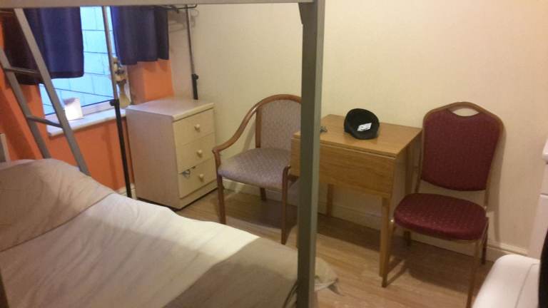 Single Room with Double Bed in Camberwell