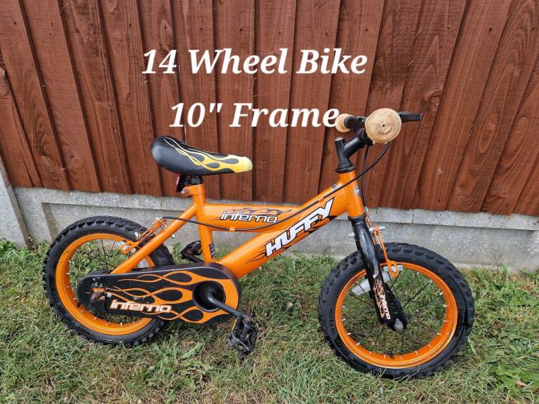 Boys 14 wheel bike - HUFFY - 3 to 5 years