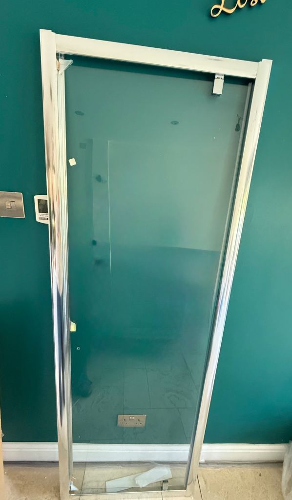 Brand New Newark Pivot Shower Door 700x1850mm