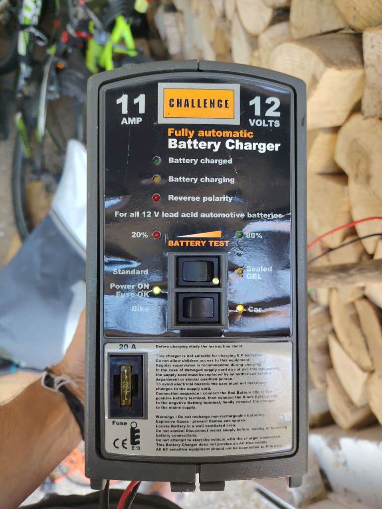 Car/Motorcycle Battery Charger