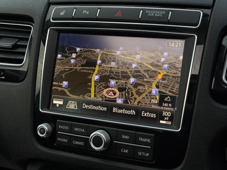 2016 Volkswagen Touareg 3.0 TDI V6 BlueMotion Tech R-Line Tiptronic 4WD Euro 6 (s/s) 5dr ESTATE D...