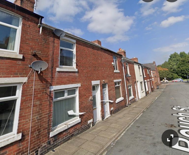 2 Beds Terraced House available NOW for Professionals in Shildon 