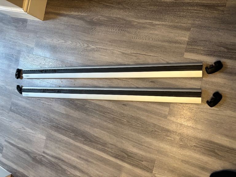 Thule WingBar Evo 127cm Aluminium Roof Bars Silver