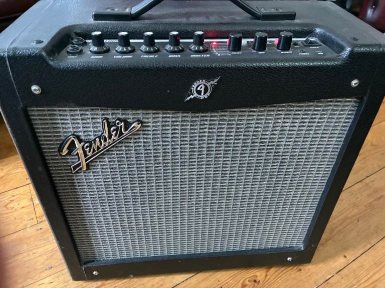 Fender Mustang II Guitar Amplifier – Good Condition