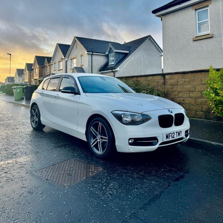 BMW, 1 SERIES, Hatchback, 2012, Manual, 1598 (cc), 5 doors