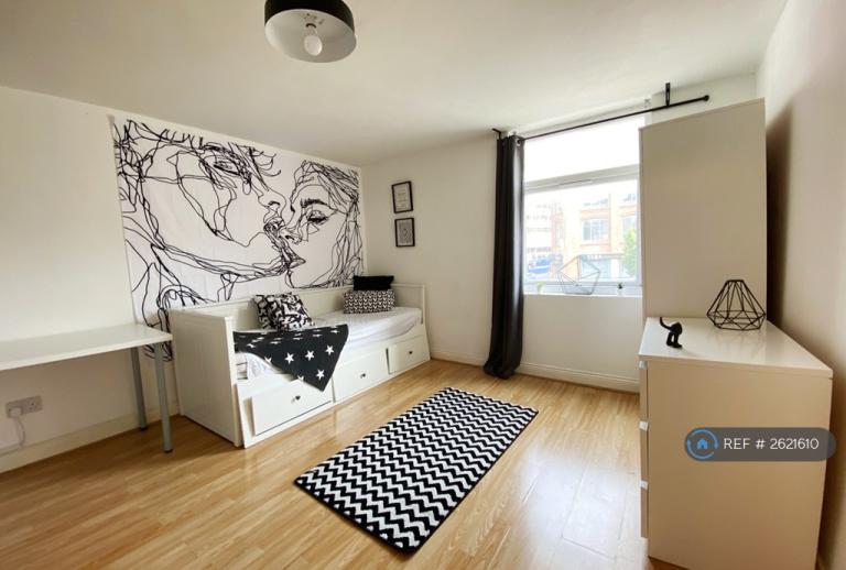 1 bedroom flat in Humberstone Gate, Leicester, LE1 (1 bed) (#2621610)