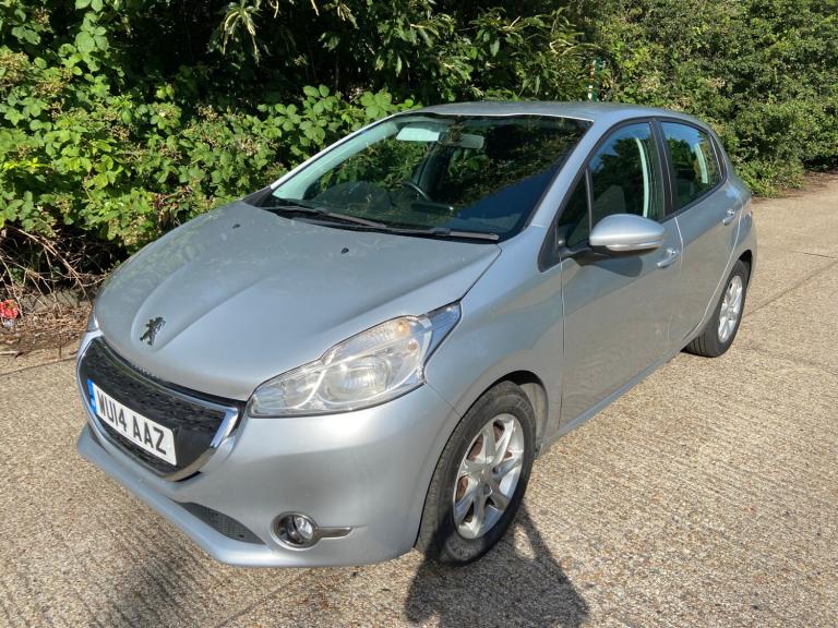 2014 Peugeot 208 1.2 e-VTi Active 5dr EGC Silver 49k Miles Years MOT Warranty £20 Tax Auto HATCHB...