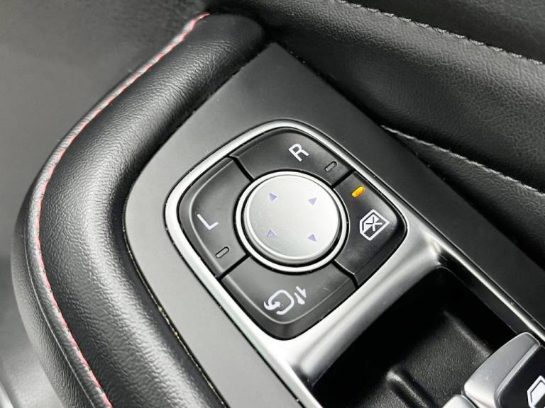 2024 MG MG HS 1.5 T-GDI 16.6kWh Trophy SUV 5dr Petrol Plug-in Hybrid Auto Euro 6 (s/s) (2 ESTATE ...