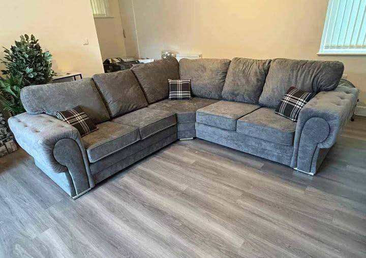 Grey Corner Sofa with Cushion