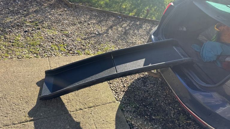 Folding Pet Ramp (160cm) – Non-Slip Gritted Surface