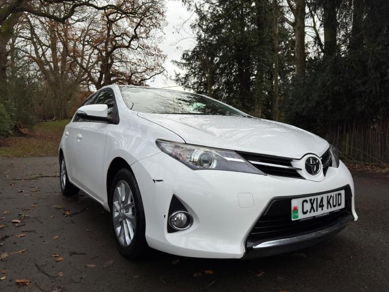 2014 Toyota Auris 1.6 V-Matic Icon 5dr HATCHBACK Petrol Manual