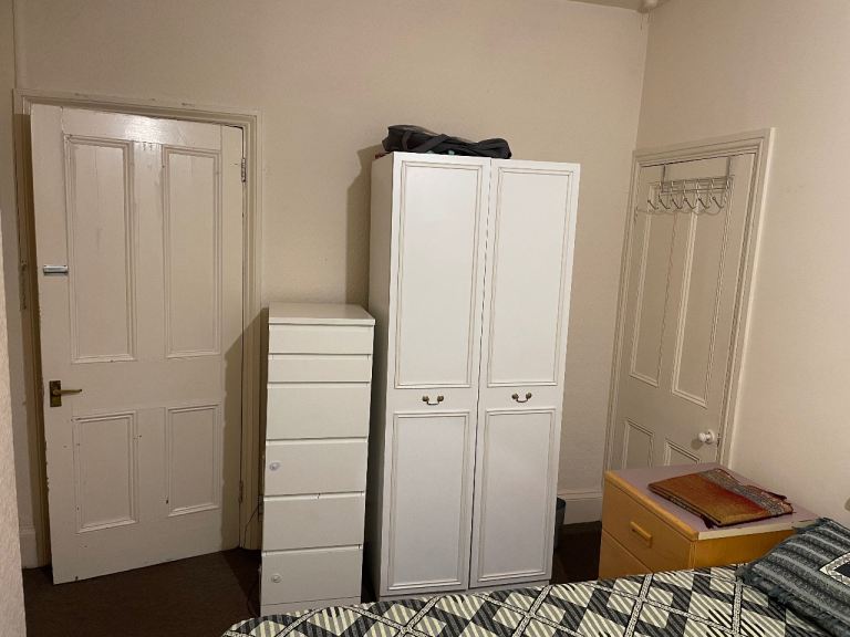 Double room for rent 