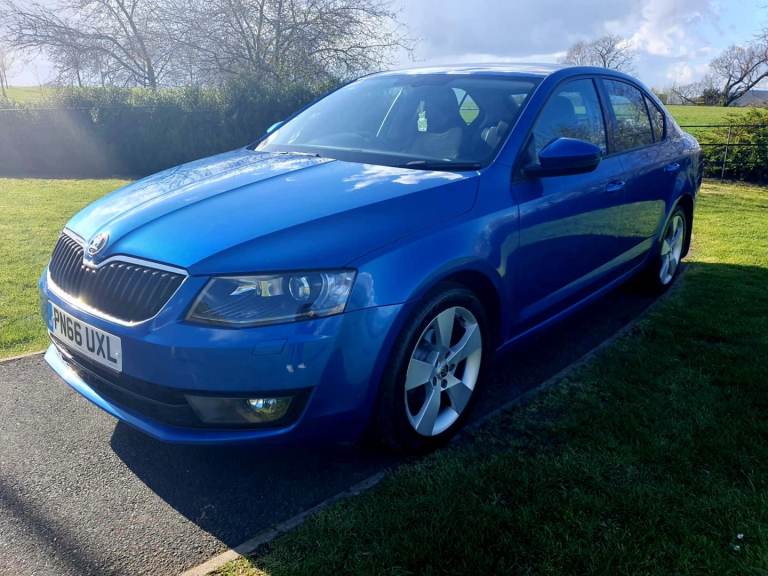 Skoda, OCTAVIA, Hatchback, 2016, Manual, 1598 (cc), 5 doors