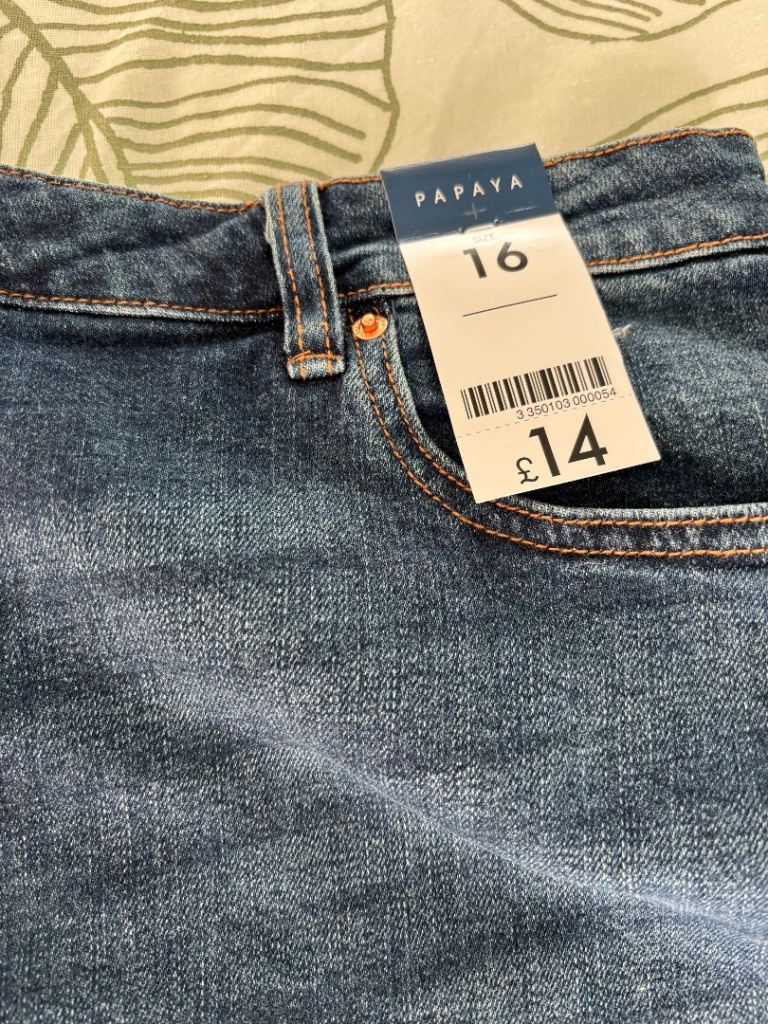 Papaya Denim Shorts woman’s Size 16 – Brand New with Tags