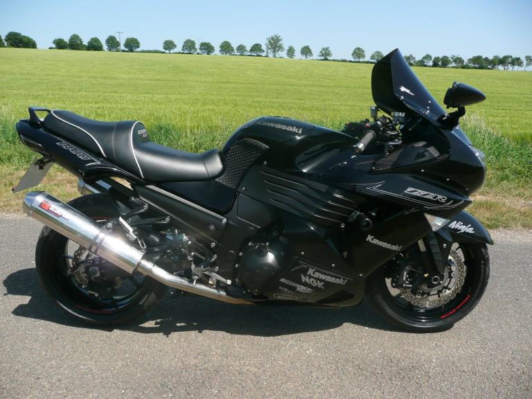2011 Kawasaki ZZR1400 ABS Low Mileage part ex / Credit/debit cards welcome.