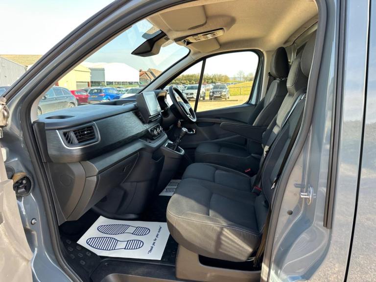 2022 Renault Trafic 2.0 dCi Blue 28 Sport SWB Euro 6 (s/s) 5dr PANEL VAN Diesel Manual
