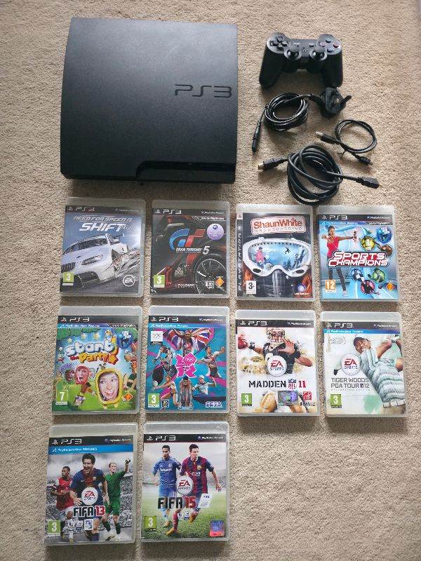 Sony PS3 Slim 500GB + Controller + 10 Games
